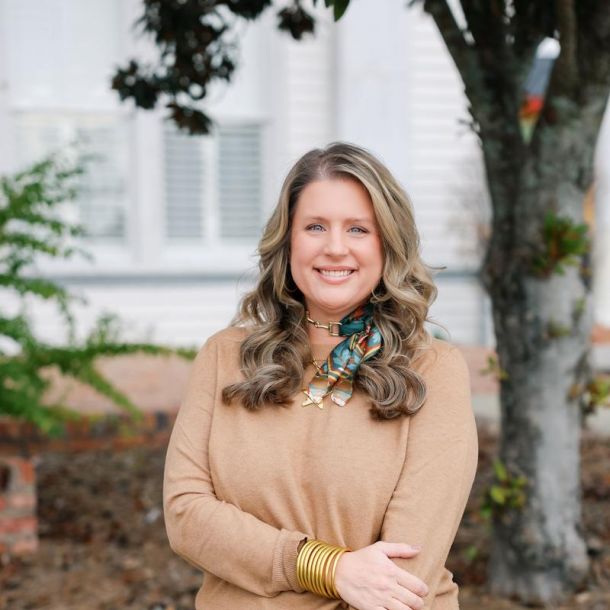 Photo of Jess Lawson